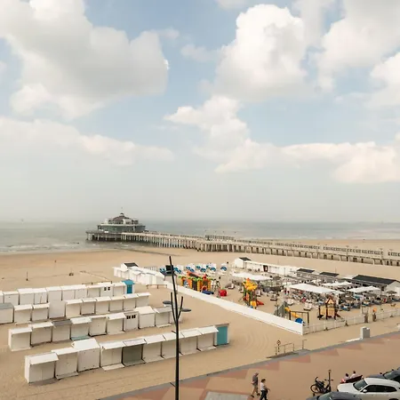 Pacific With Parking And Sea View By Interhome Бланкенберге