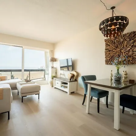 Pacific With Parking And Sea View By Interhome