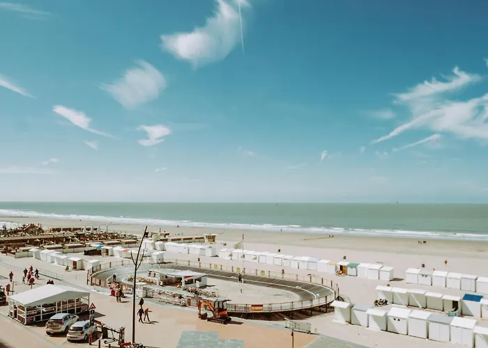 Appartement Pacific With Parking And Sea View By Interhome Blankenberge