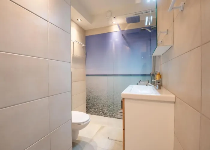 Pacific With Parking And Sea View By Interhome *