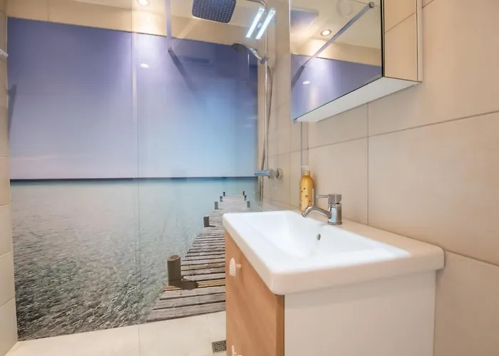 Pacific With Parking And Sea View By Interhome Appartement Blankenberge