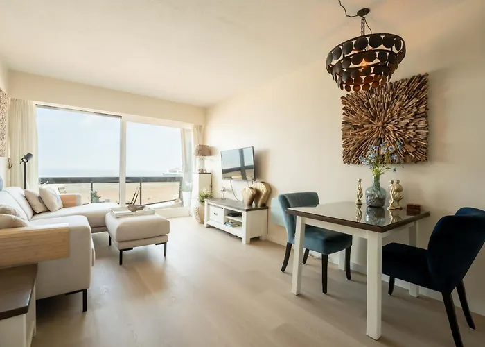 Pacific With Parking And Sea View By Interhome