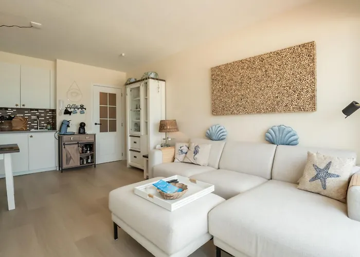 Appartement Pacific With Parking And Sea View By Interhome *